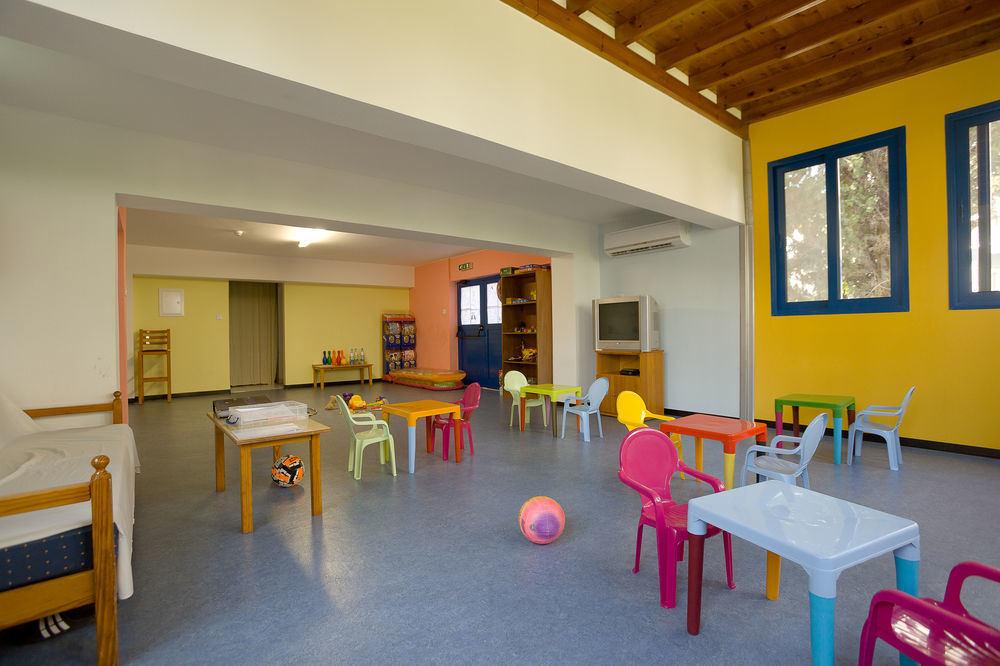Kefalos - Damon Hotel Apartments Paphos Eksteriør bilde